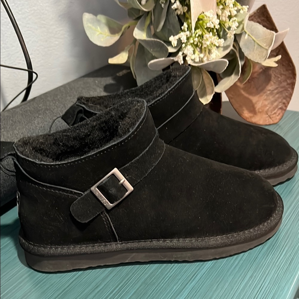 BearPaw Black Ankle Boots with Buckle